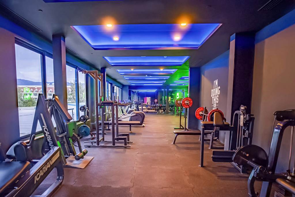 AYT_85685_Mirage_Park_Resort_0723_16.jpg