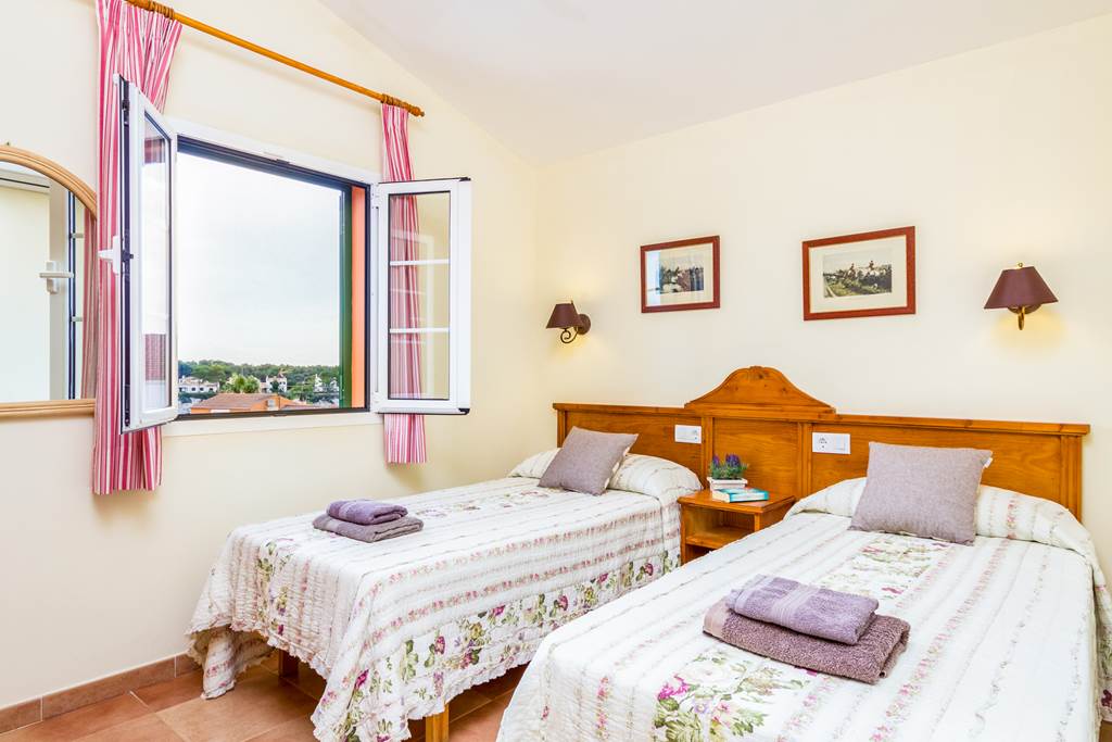 MAH_77907_Villa_Marcolis_Cel_0118_08.jpg