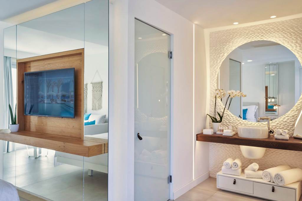 JTR_81481_Nikki_Beach_Resort_and_Spa_1222_02.jpg