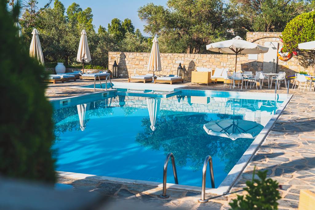 JSI_81833_Aegean_Suites_0323_04.jpg