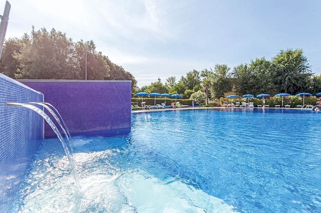 PSA_72412_Green_Park_Resort_0317_05.jpg