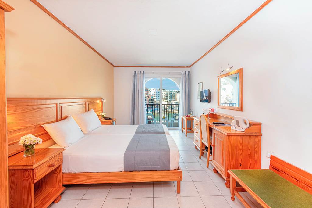 MLA_72191_Gillieru_Hotel_0222_39.jpg