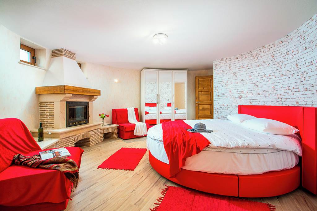PUY_86391_Villa_Idlewood_1123_08.jpg