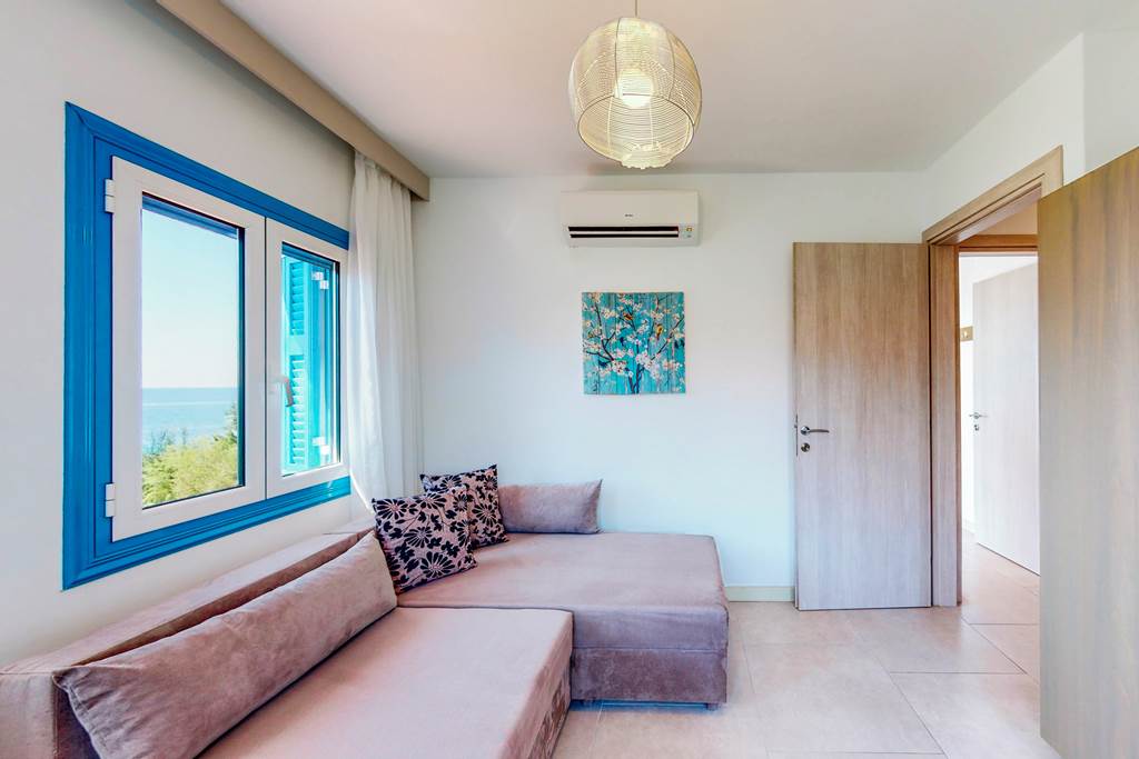 SKG_89047_Athena_Villa_0225_01.jpg