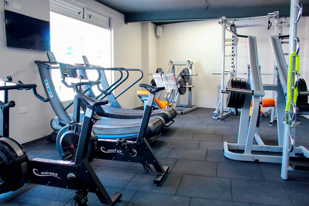 MLA_72189_Luna_Holiday_Complex_1021_01.jpg