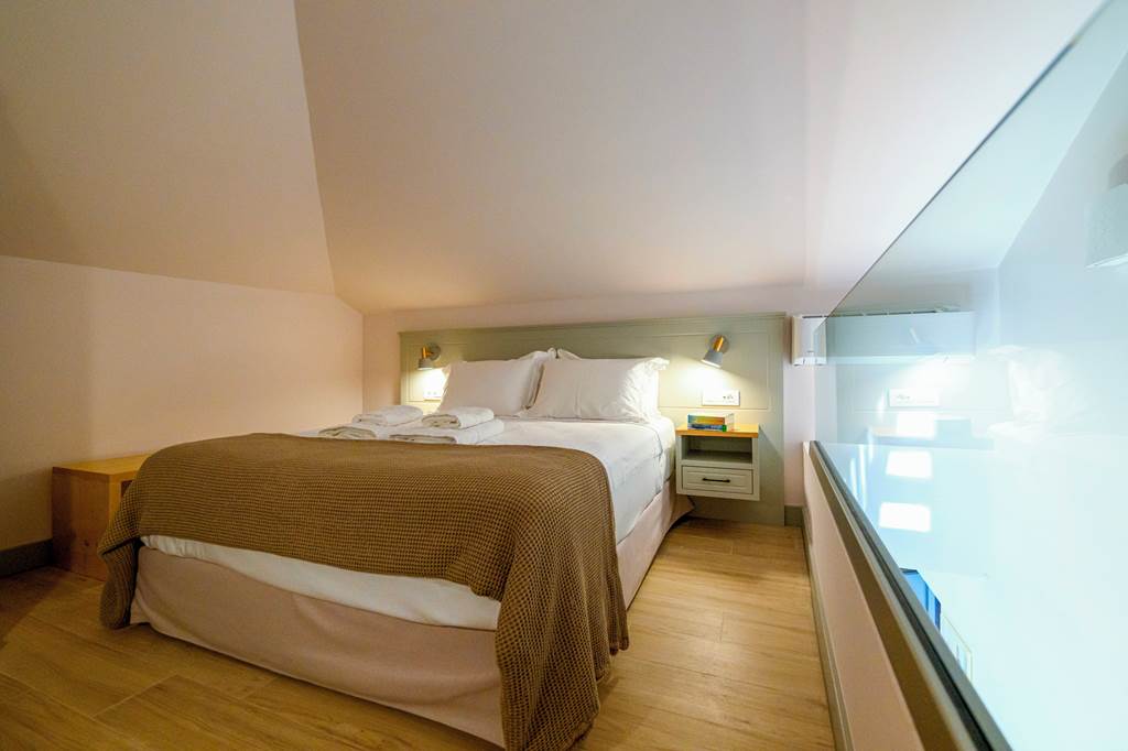 KLX_85488_Kannas_Luxury_Suites_0524_10.jpg