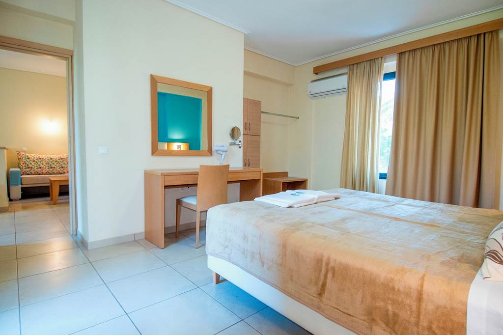 MJT_81749_Aeolian_Gaea_Hotel_0324_07.jpg