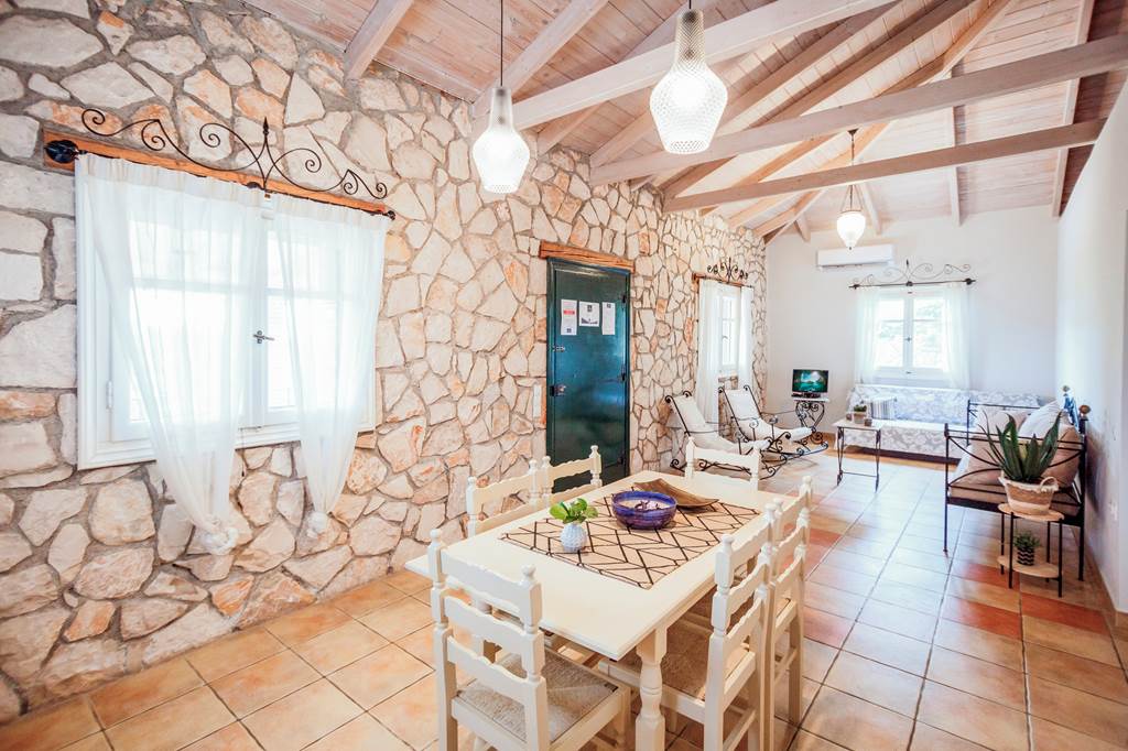 ZTH_83802_Villa_Helona_0824_09.jpg