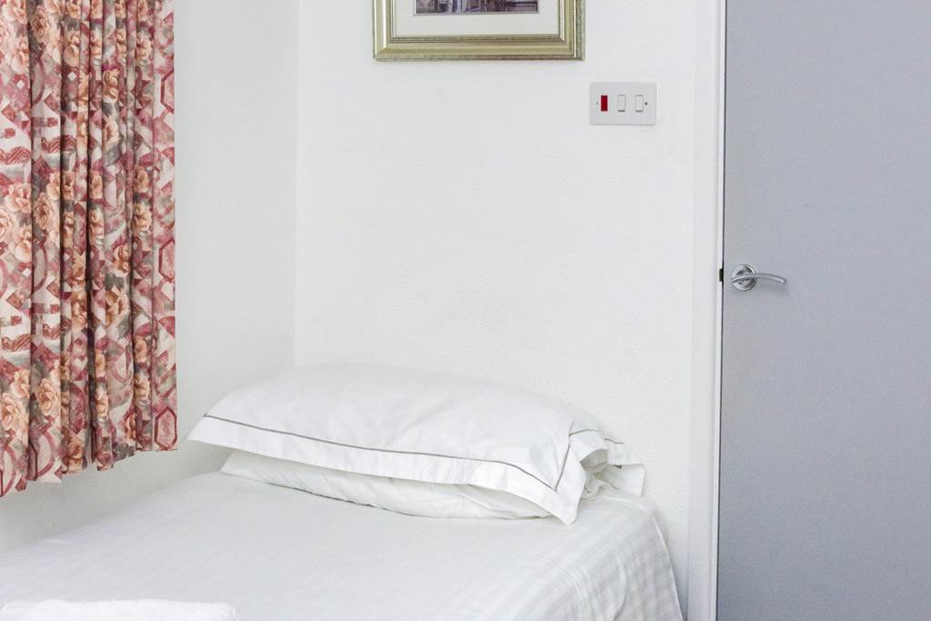 JER_70098_Beachcombers_Hotel_0622_02.jpg