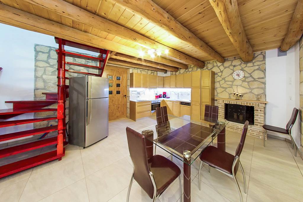 ZTH_88682_Villa_Tireda_Dio_1224_07.jpg