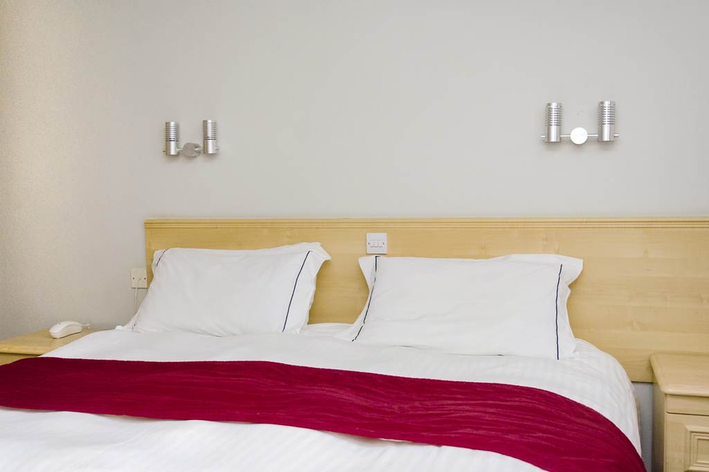 JER_70098_Beachcombers_Hotel_0622_04.jpg