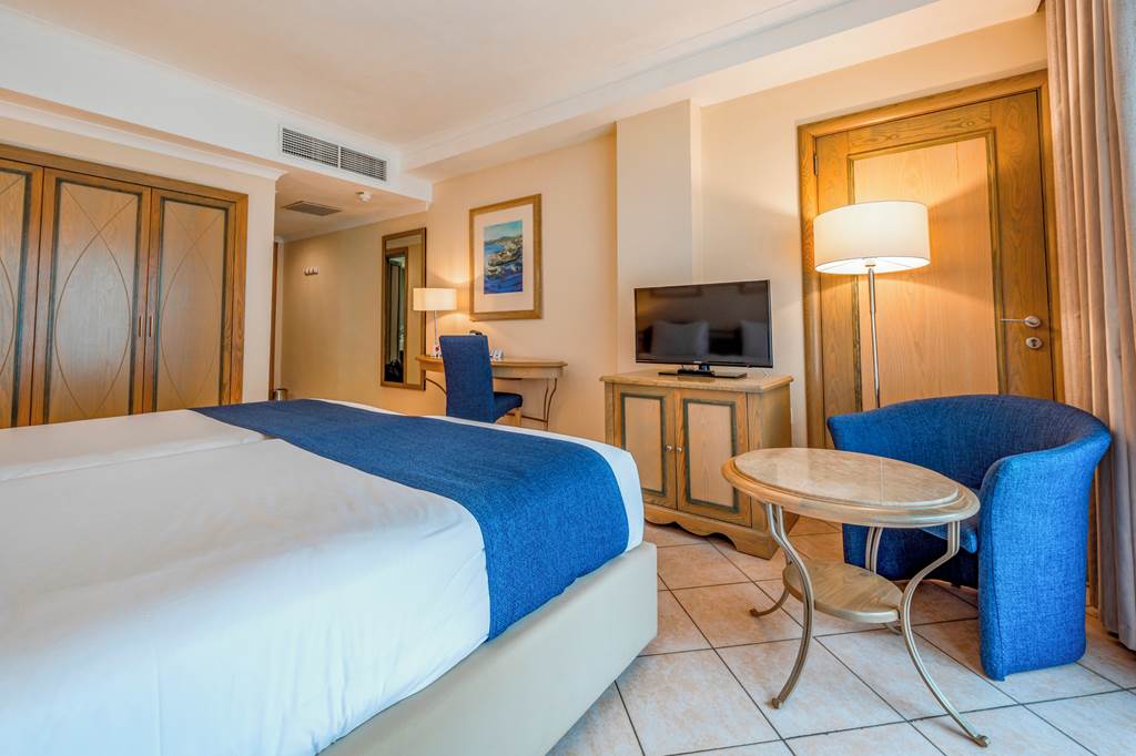 MLA_72196_Maritim_Antonine_Hotel_1224_21.jpg