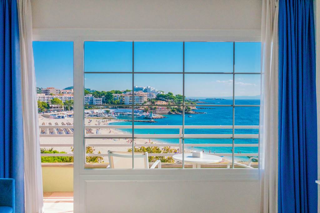 PMI_74006_Agua_Beach_Hotel_1023_26.jpg