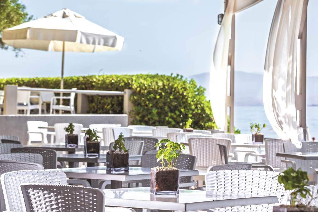 P_CFU_68862_AEOLOS_BEACH_0814_14.jpg