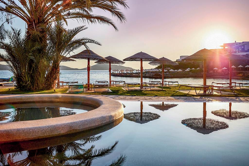HER_88383_Elounda_Peninsula_All_Suite_Hotel_1124_01.jpg