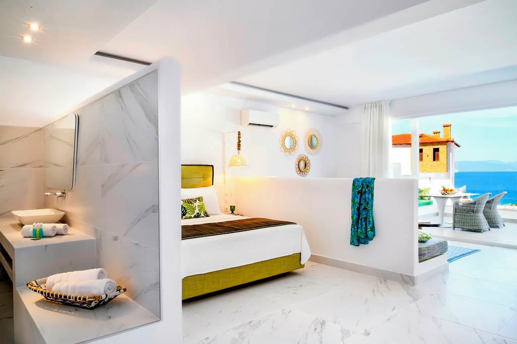 SKG_81180_Villa_D'oro_Luxury_Villas_&_Suites_1019_12.jpg
