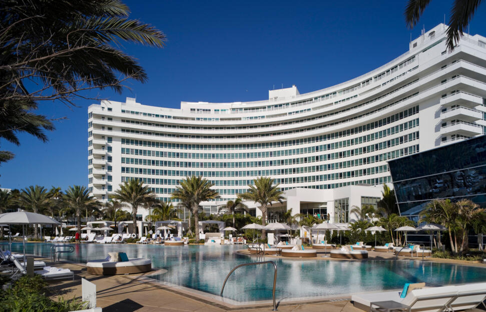 Fontainebleau-Miami-Beach-2.jpg