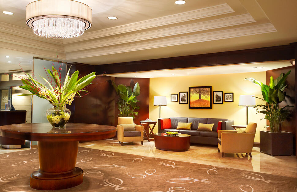 Le-Centre-Sheraton-Montreal-2.jpg