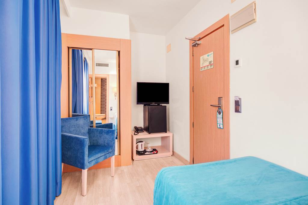 PMI_74006_Agua_Beach_Hotel_1023_11.jpg