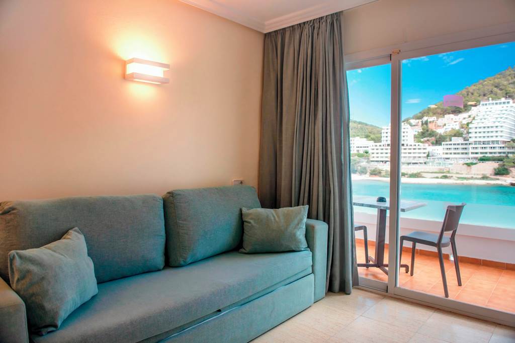 IBZ_71850_Apartments_El_Pinar_0524_03.jpg