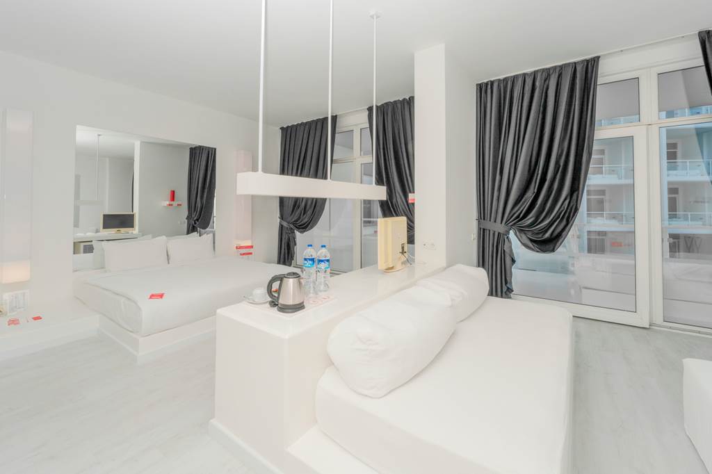 AYT_87642_Hotel_SU_0624_01.jpg