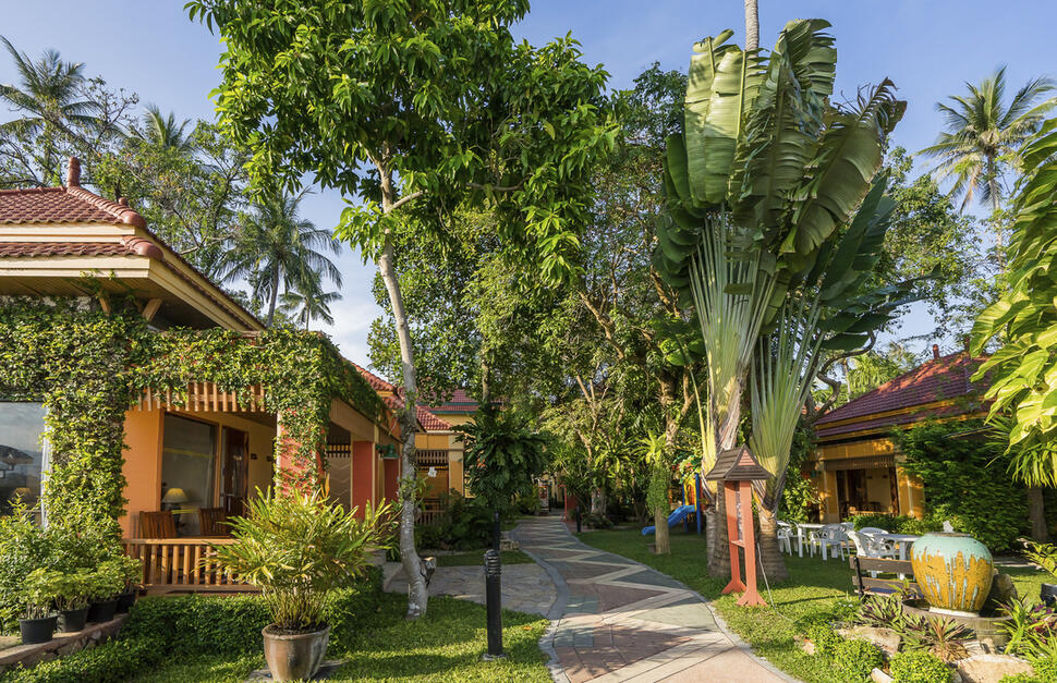 Chaba-Cabana-Beach-Resort-11.jpg