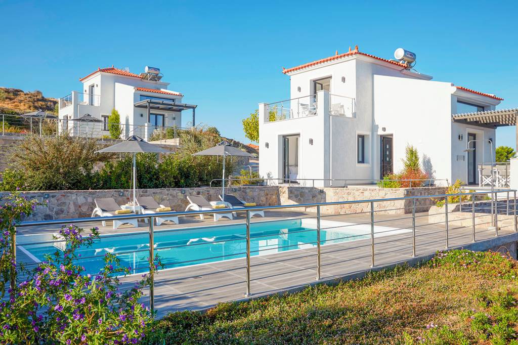 MJT_86483_Eleia_Seafront_Villas_1223_28.jpg