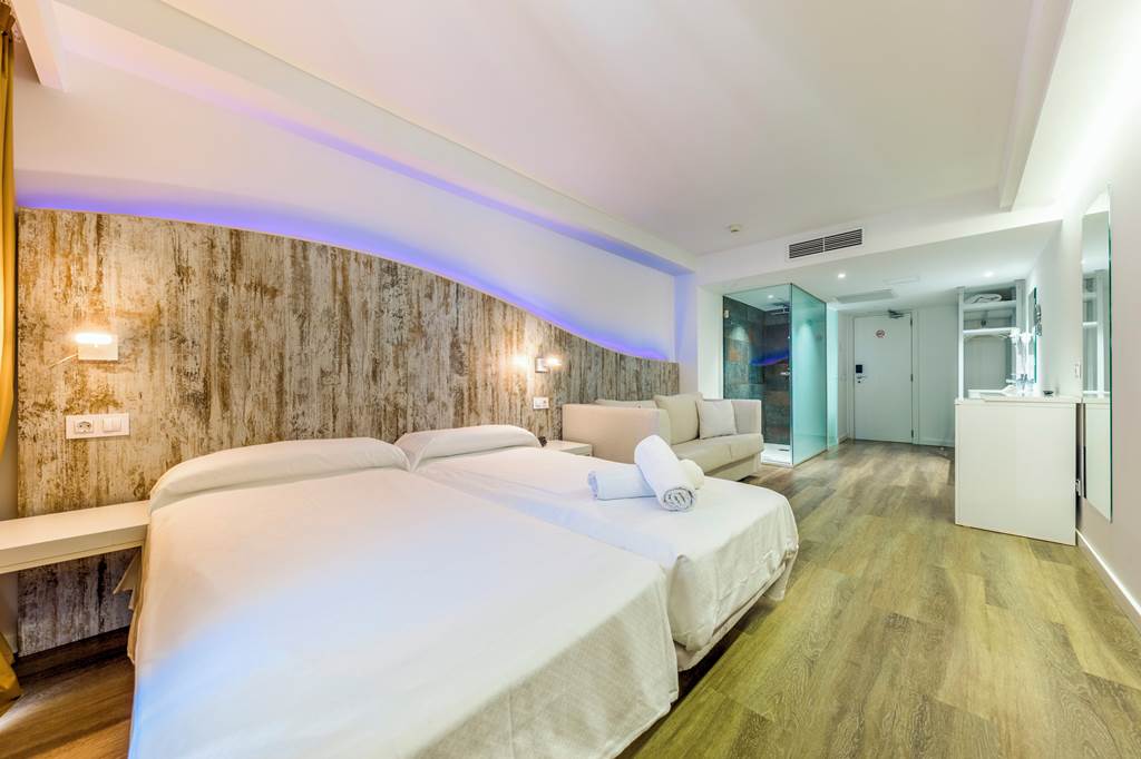 PMI_87744_Hotel_Triton_Beach_0524_11.jpg