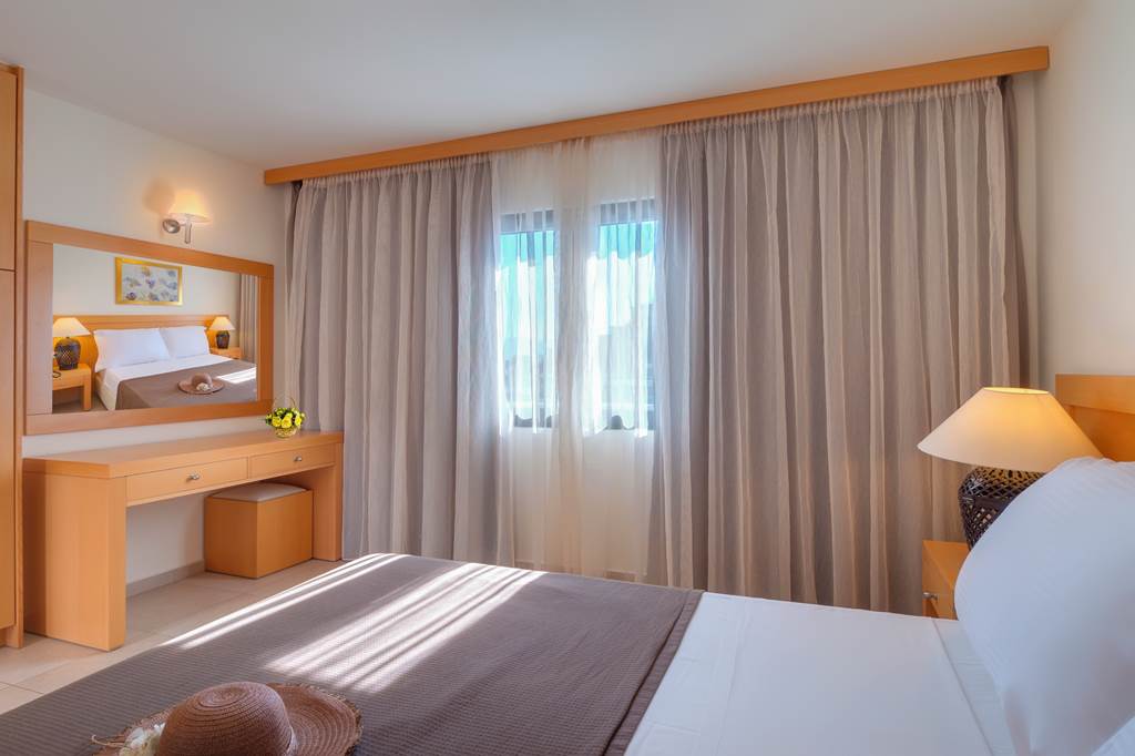 HER_83391_Ariadne_Beach_Hotel_1123_25.jpg