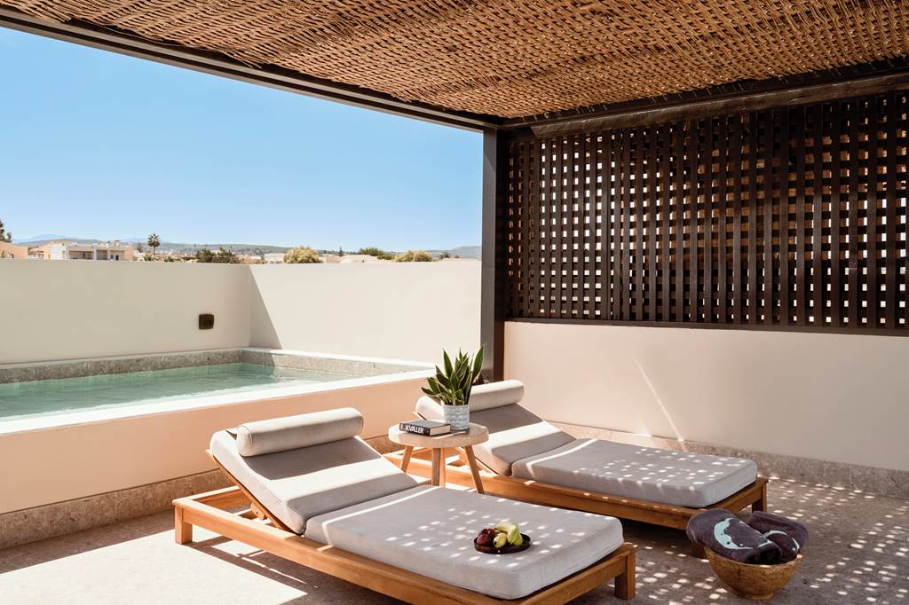 CHQ_83613_Asterion_Suites_&_Spa_0224_12.jpg