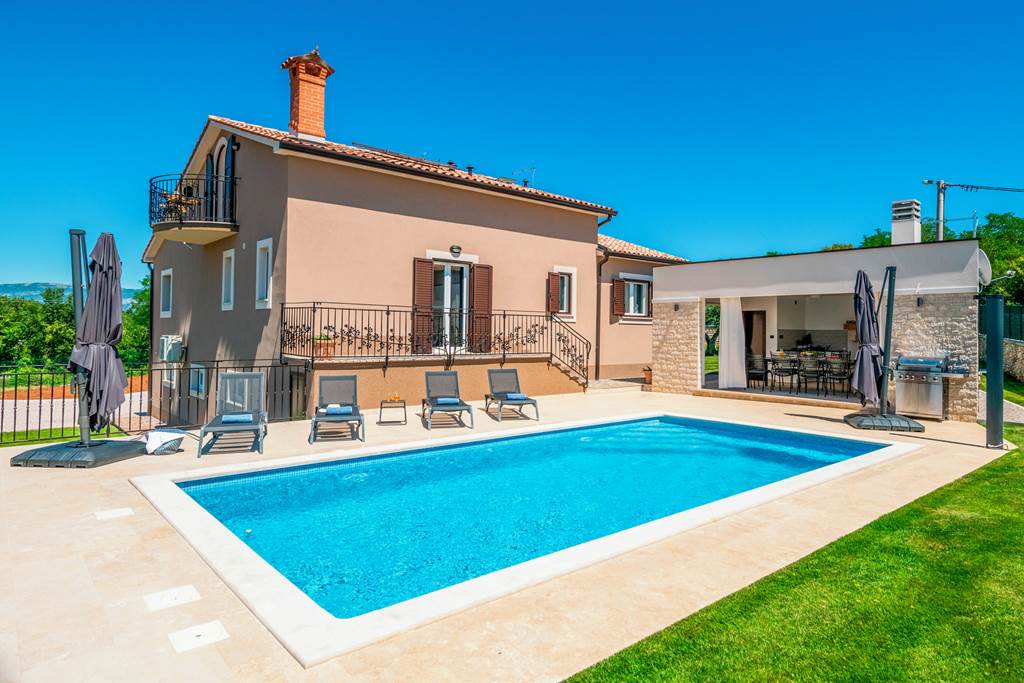 PUY_88448_Villa_Rosewood_1124_09.jpg