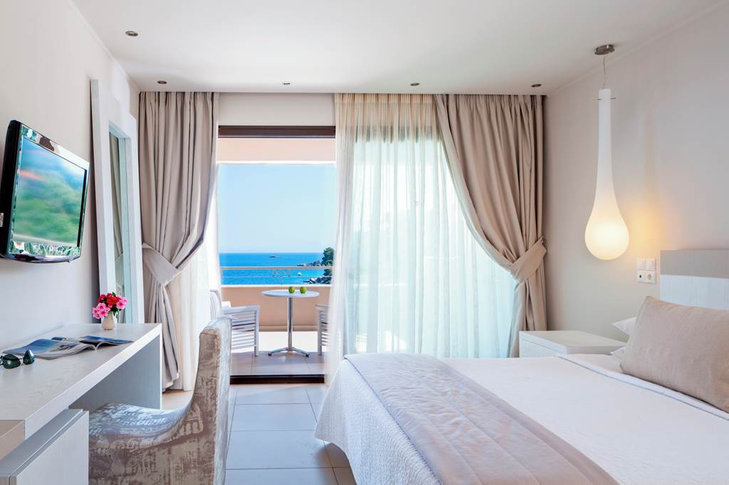 JSI_82474_Kassandra_Bay_Suites_1020_10.jpg
