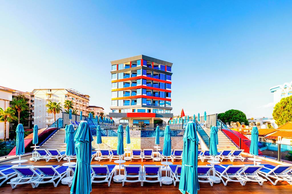 AYT_88509_Granada_Luxury_Red_0824_07.jpg