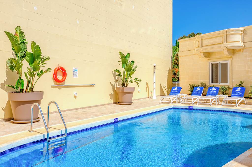 MLA_87754_Gozo_Villas-_Ta_Guza_4_Bedroom_Villa_1124_04.jpg