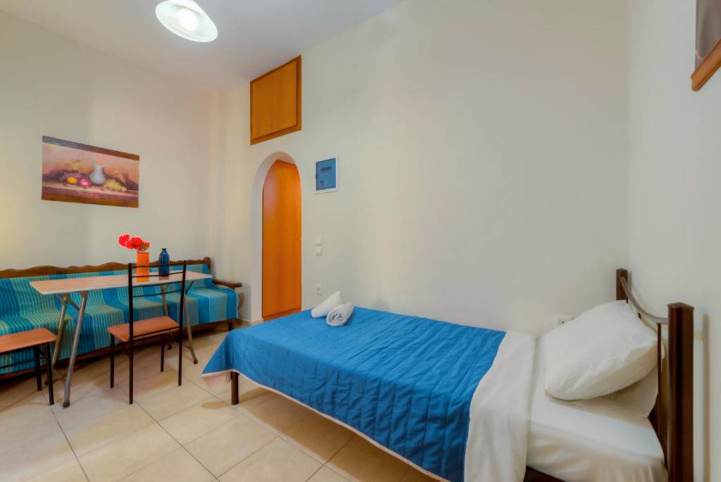 JTR_83976_Soulis_Apartments_0722_02.jpg