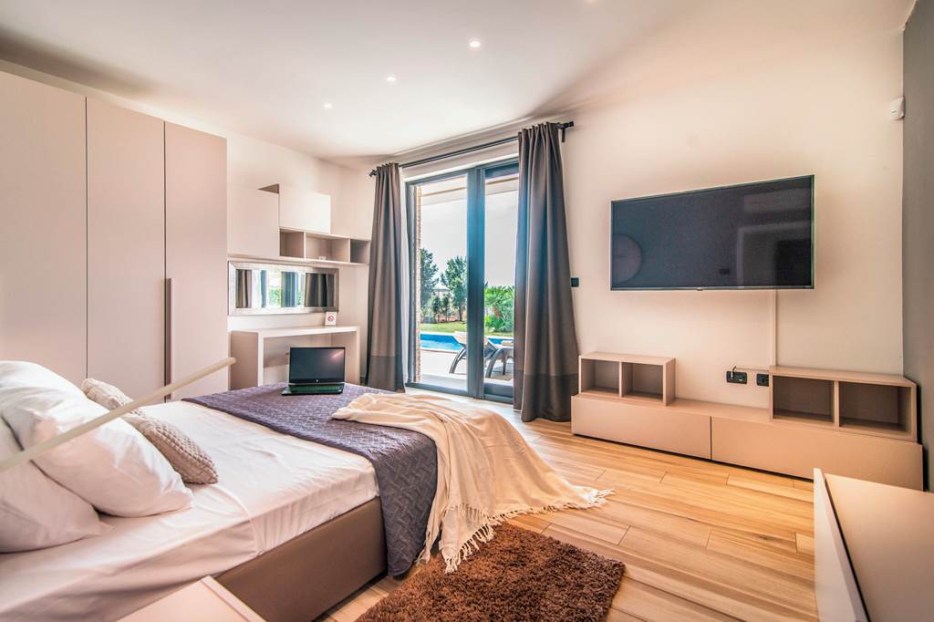 PUY_86891_Villa_Signature_Embrace_0124_05.jpg