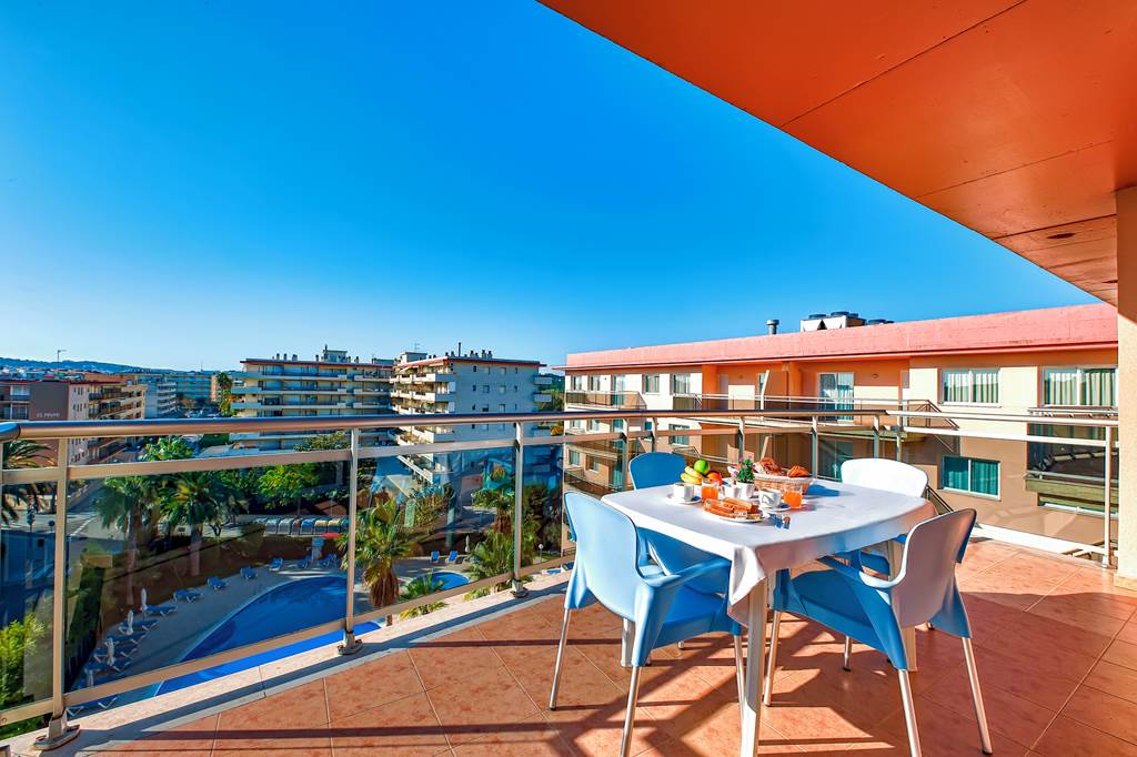 REU_71908_Pineda_Park_Apartments_1220_09.jpg