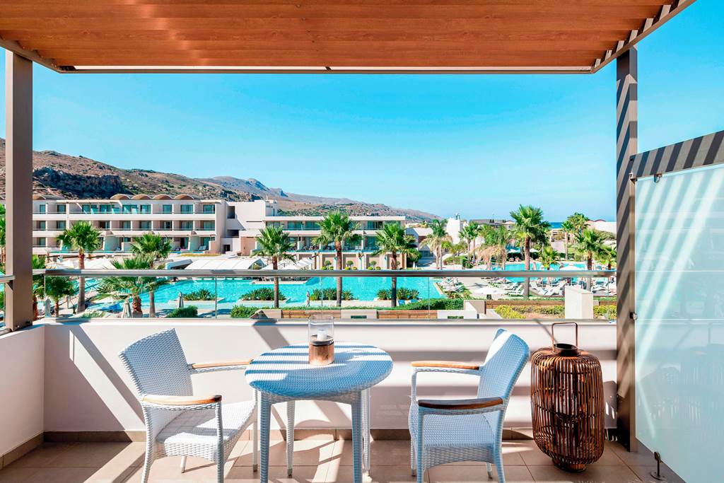 CHQ_80020_Avra_Imperial_Hotel_0722_23.jpg