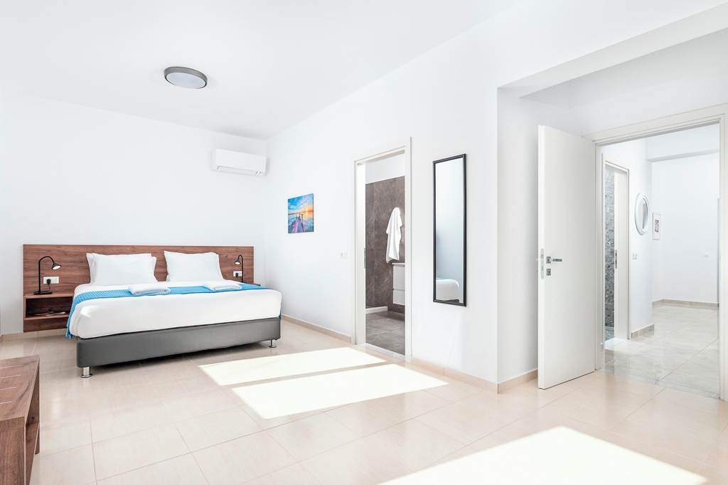 RHO_88868_Villa_Zoe_Blu_Kalathos_0125_20.jpg