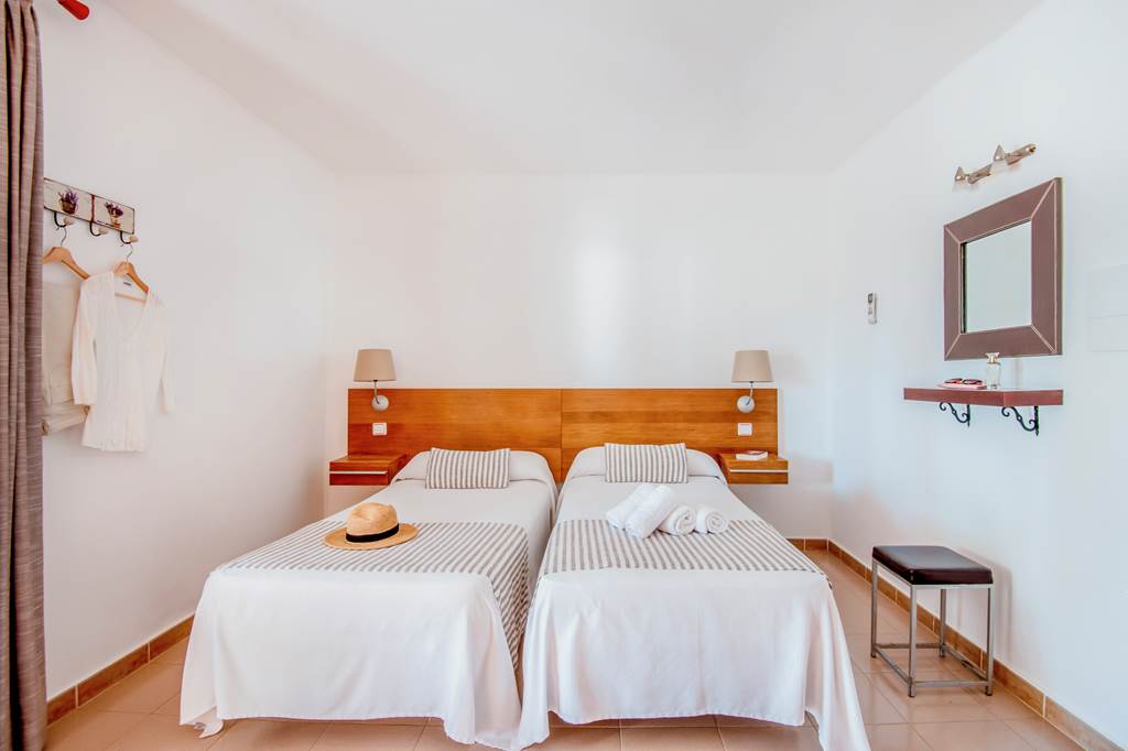 IBZ_86476_Bungalows_Es_Pins_1123_14.jpg