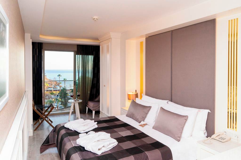 AYT_85003_Sky_Kamer_Hotel_0123_04.jpg
