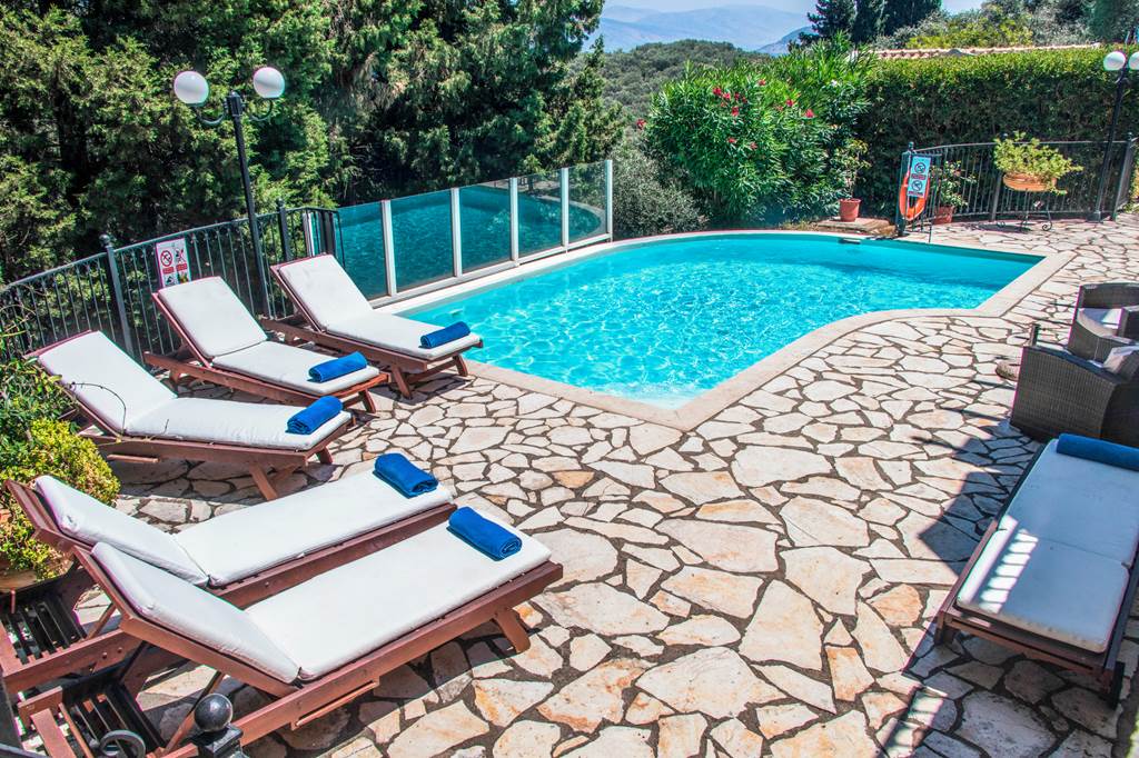 CFU_86778_Villa_Lemonia_Yaliskari_Bay_0124_10.jpg