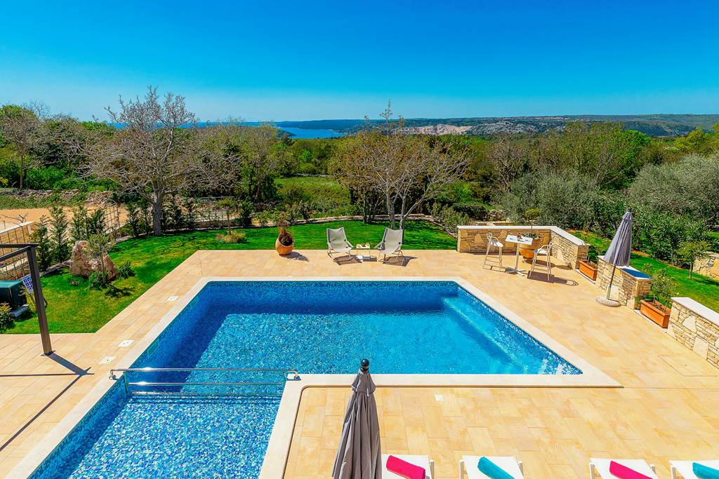 PUY_86406_Villa_Sophie_1123_11.jpg