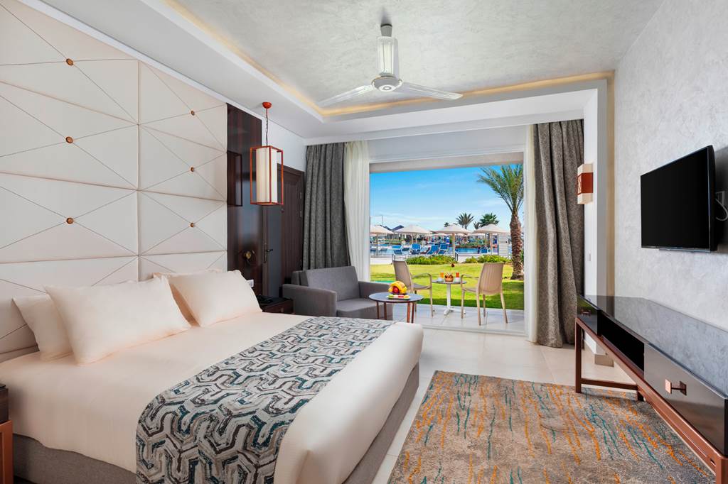 AGA_85830_Pickalbatros_White_Beach_Taghazout_0823_31.jpg
