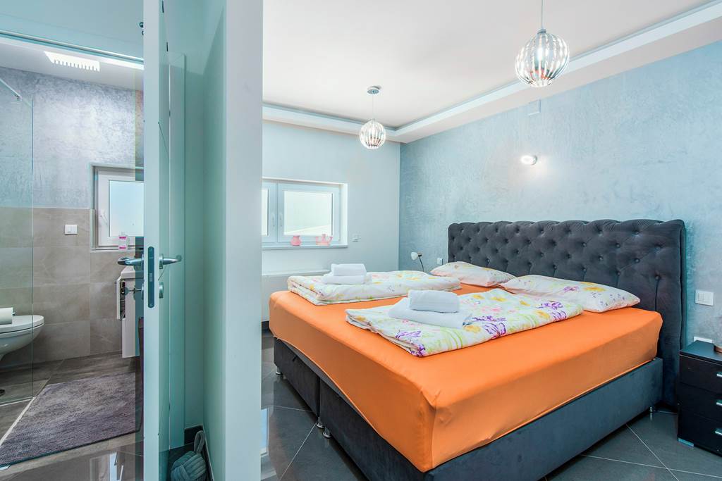 PUY_86392_Villa_Tao_1123_08.jpg