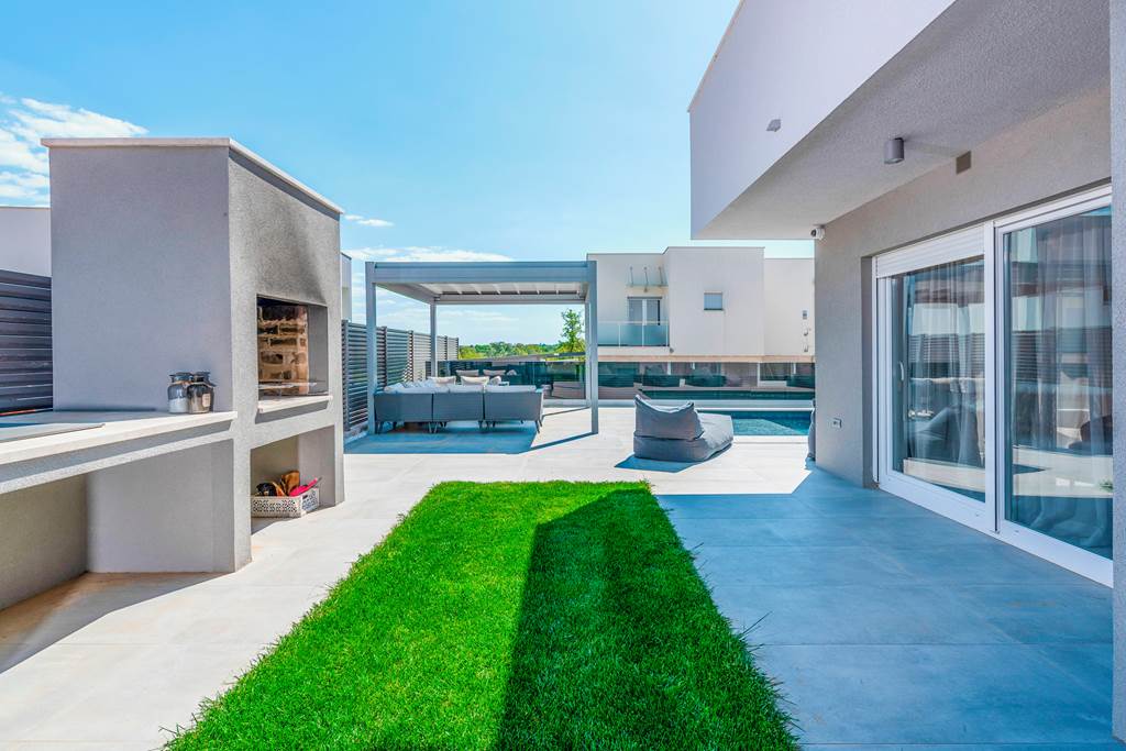 PUY_88225_Villa_Modern_Luxe_1024_11.jpg