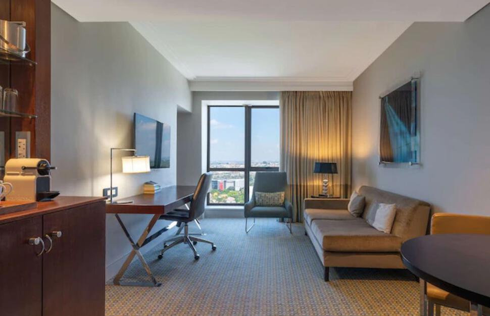 Radisson-Blu-Hotel-Sandton-14.jpg