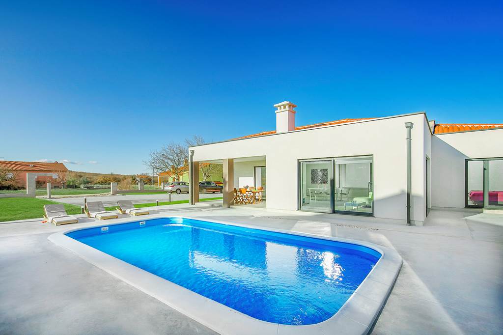 PUY_86485_Villa_Lux_Ivory_1123_05.jpg