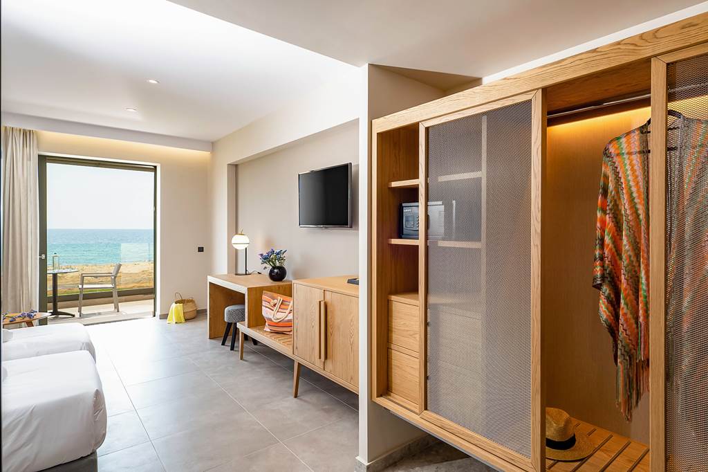SKG_81158_Portes_Lithos_Luxury_Resort_1019_01.jpg