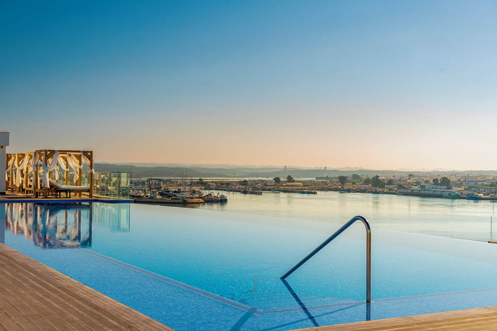 FAO_74586_Jupiter_Marina_Hotel_0324_01.jpg